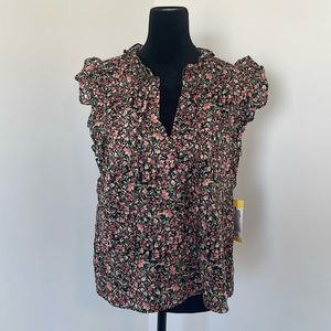 NWT BB Dakota Black and Floral Sleeveless Blouse Size Medium